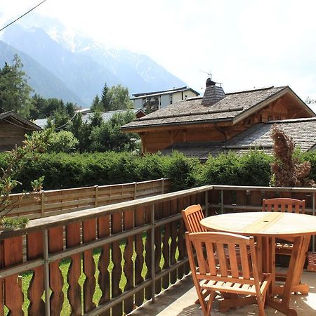Apartment Germain Close To Chamonix Mont Blanc Exterior photo